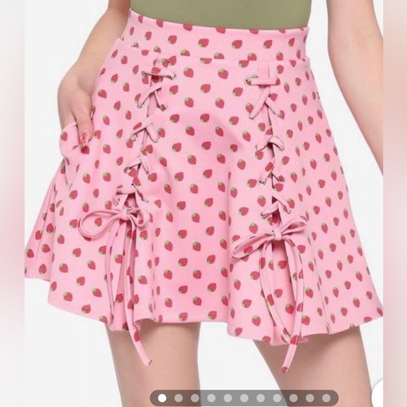 Hot Topic Pink Strawberry Print Lace-Up
Mini Skirt Medium - Picture 1 of 10